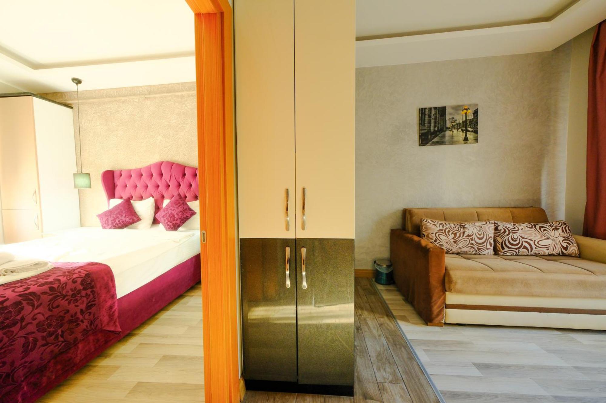Taksim Celebi Suites Provincia di Provincia di Istanbul Esterno foto