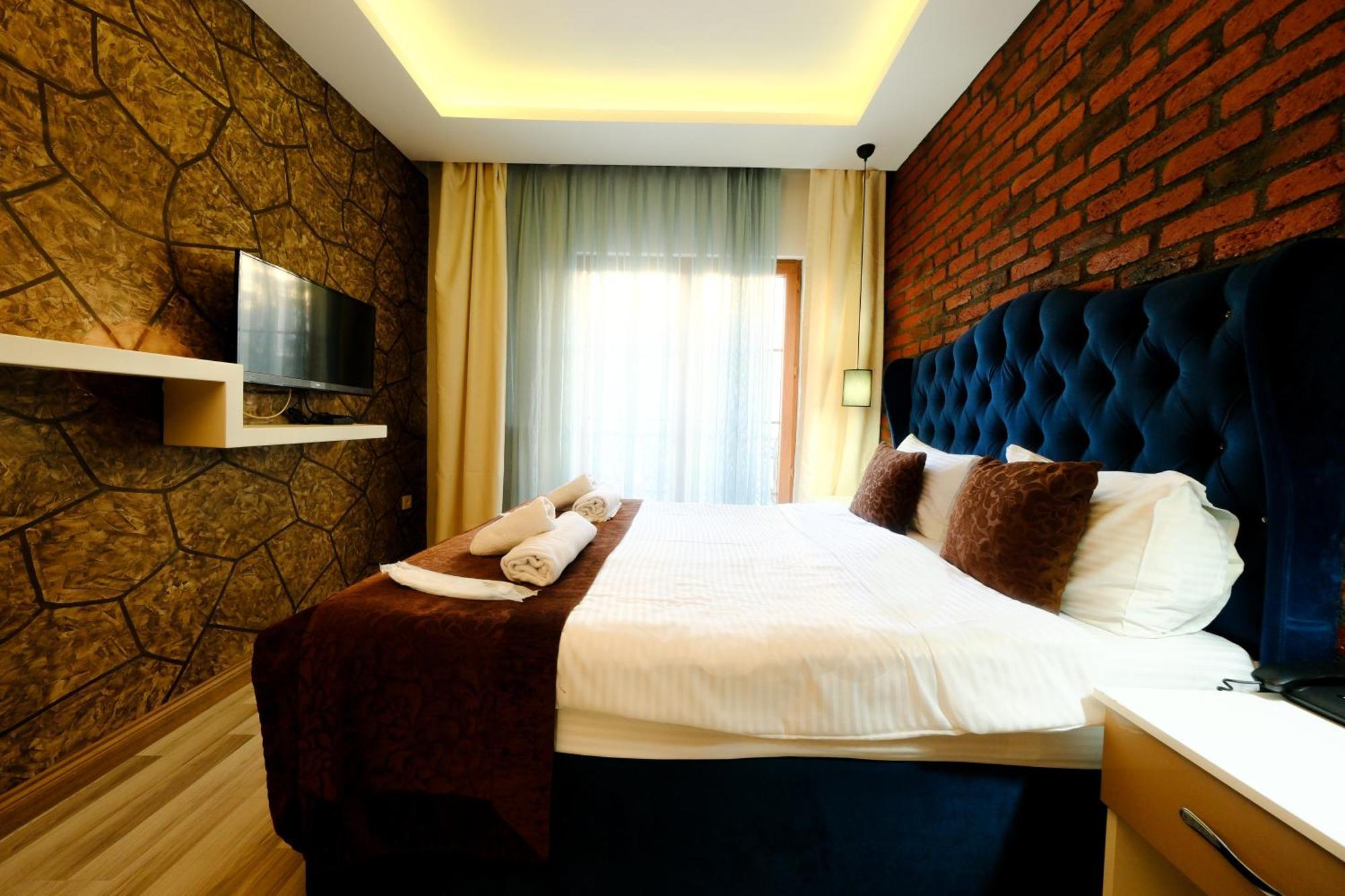 Taksim Celebi Suites Provincia di Provincia di Istanbul Esterno foto