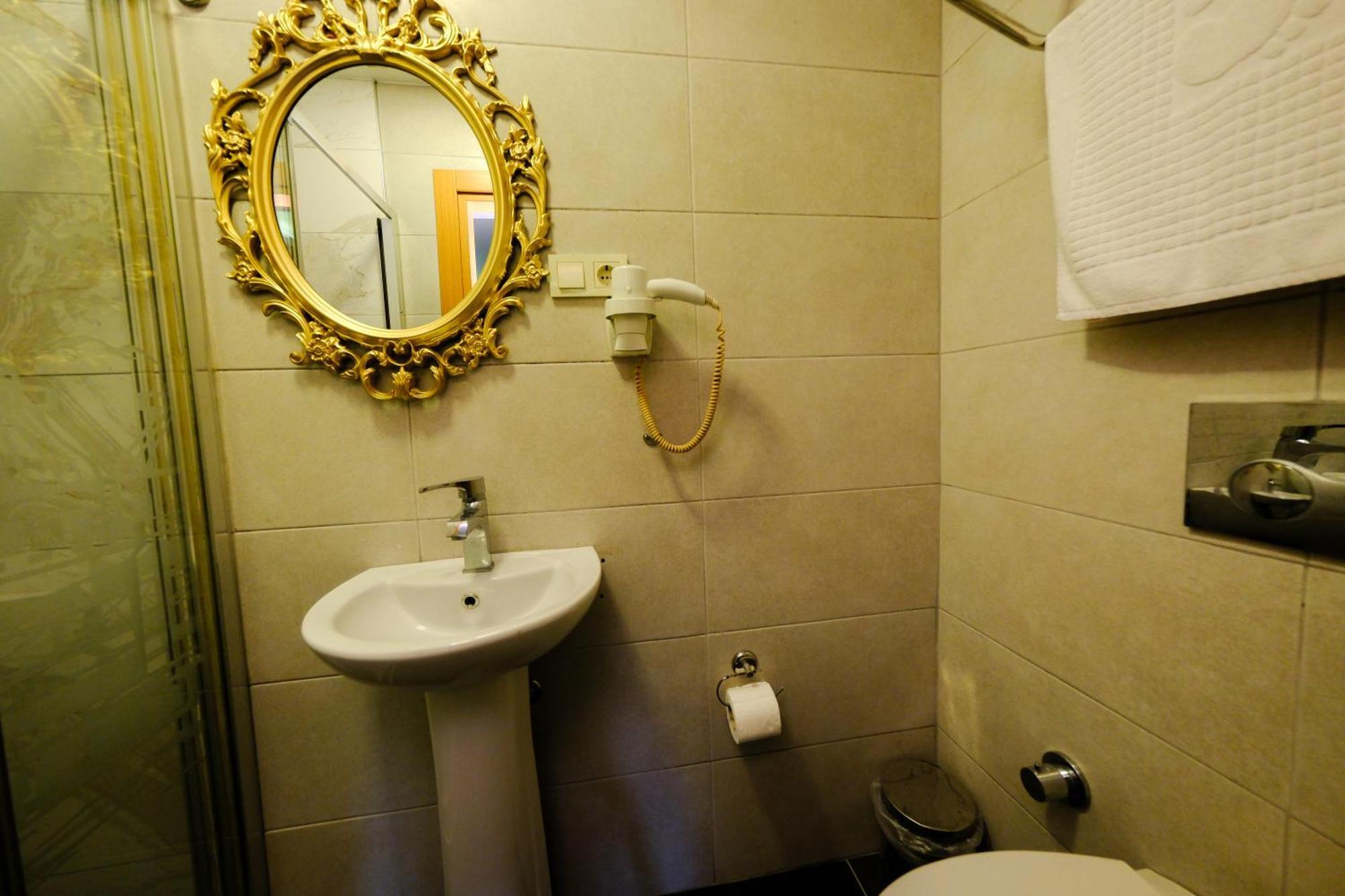 Taksim Celebi Suites Provincia di Provincia di Istanbul Esterno foto