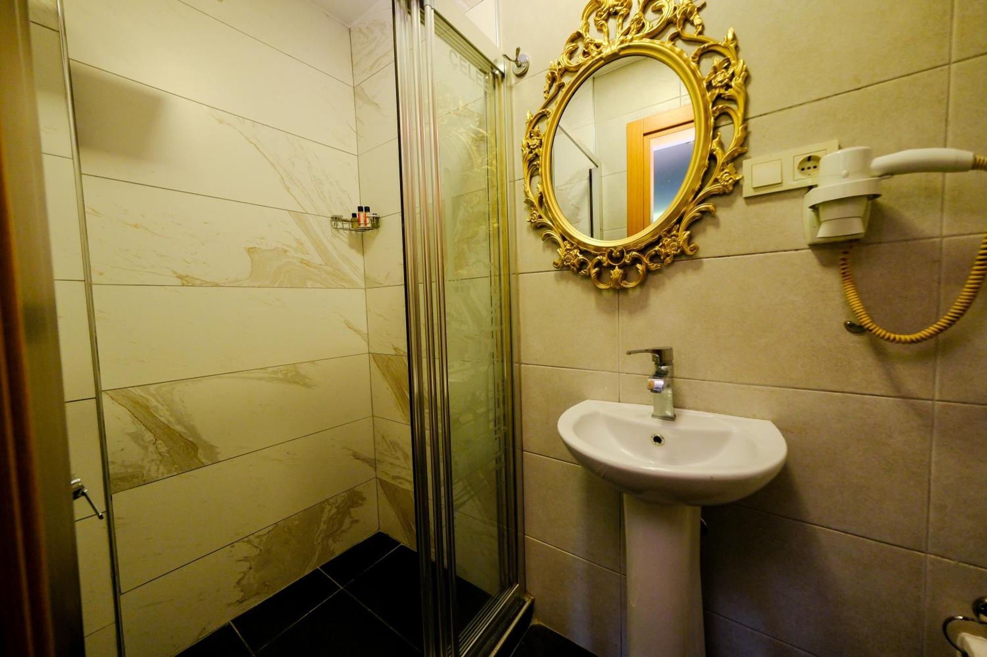Taksim Celebi Suites Provincia di Provincia di Istanbul Esterno foto